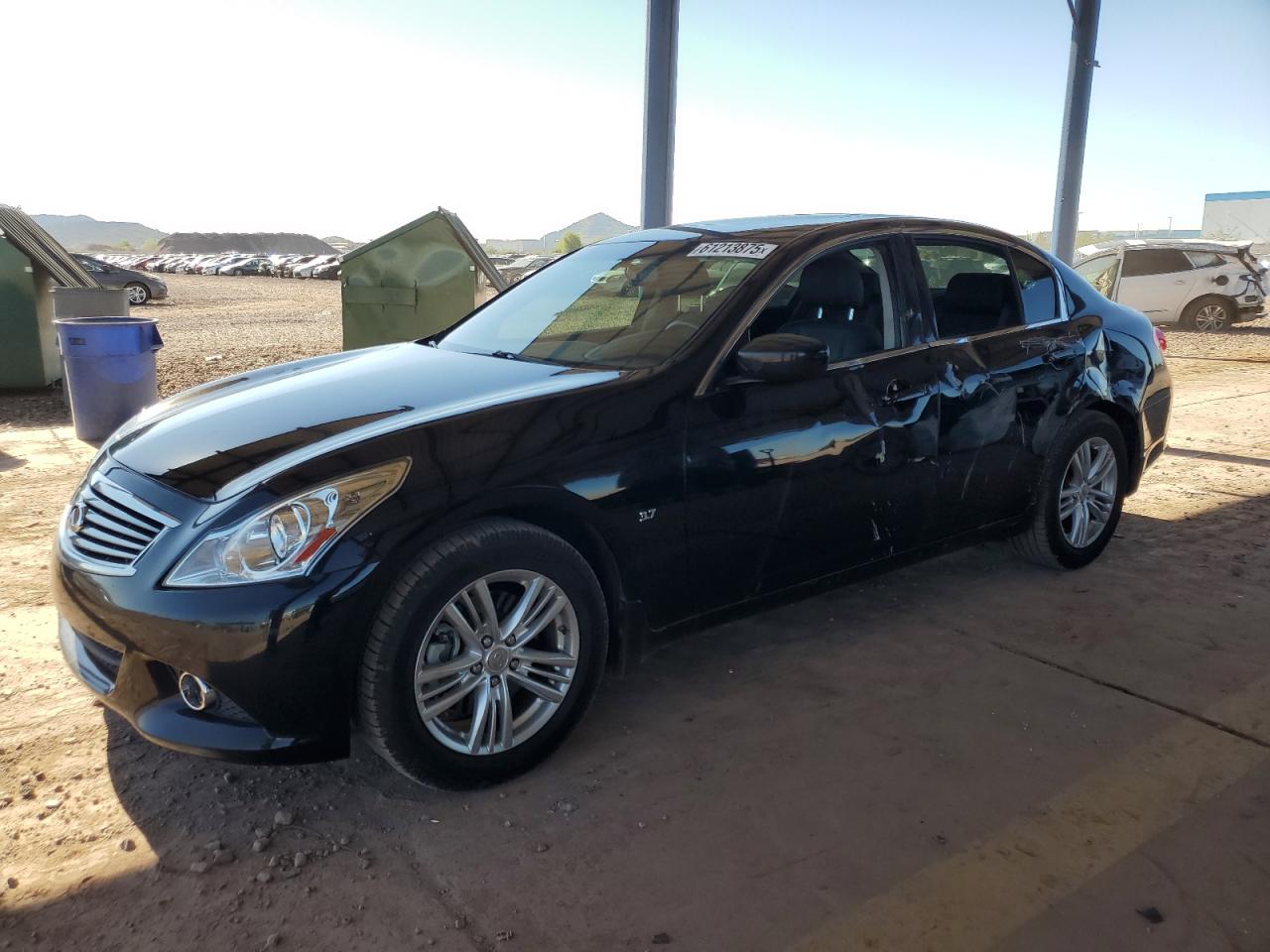 2015 Infiniti Q40