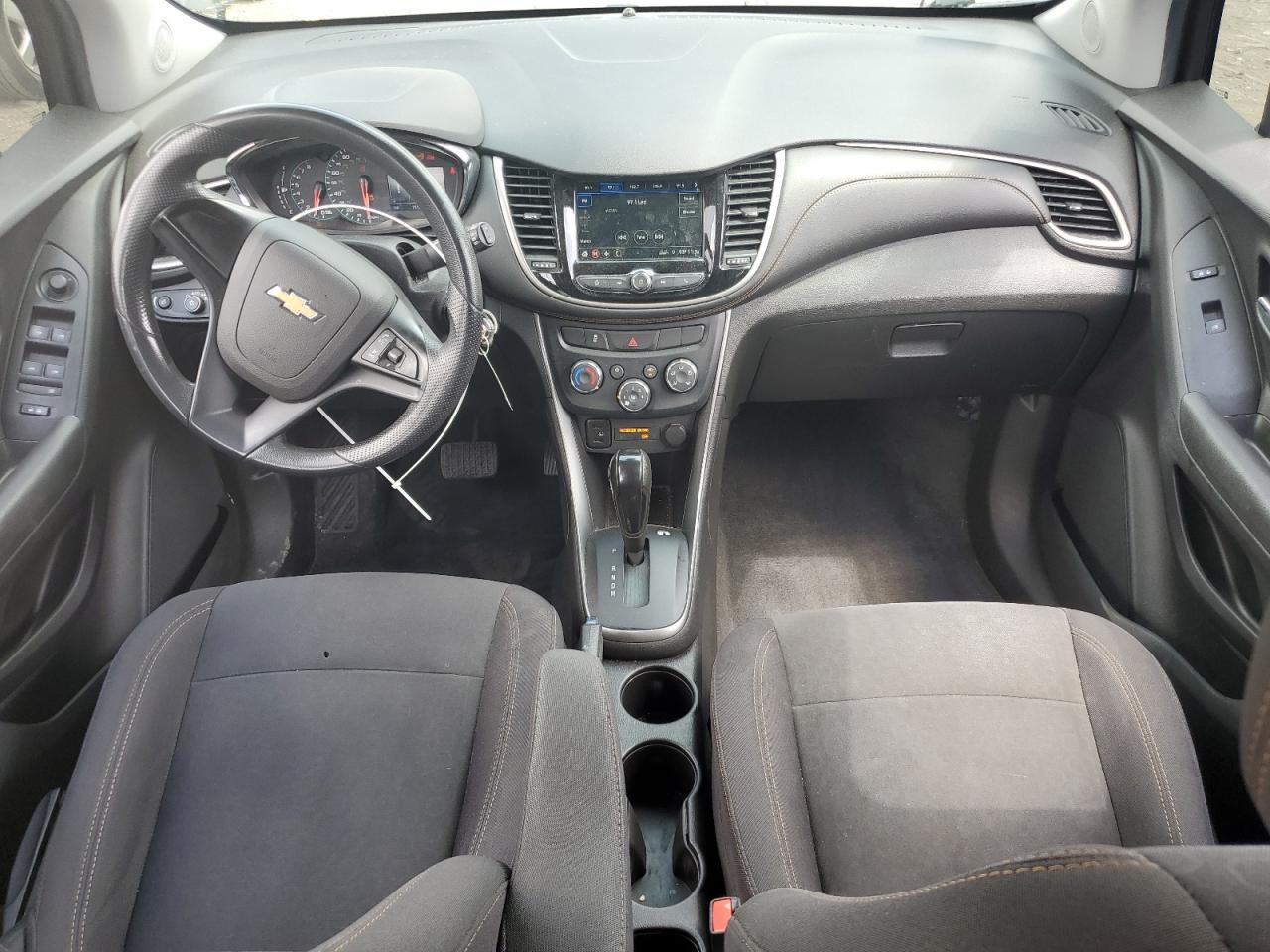 2019 Chevrolet Trax Ls VIN: 3GNCJKSB6KL381998 Lot: 62742545