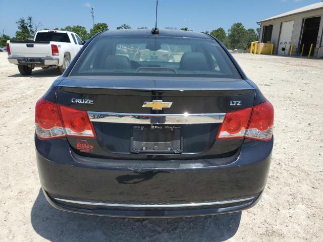 Sedans CHEVROLET CRUZE 2016 Czarny