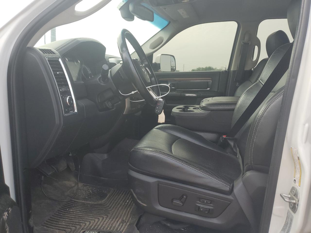 2016 Ram 3500 Laramie VIN: 3C63RRJLXGG322755 Lot: 60440195