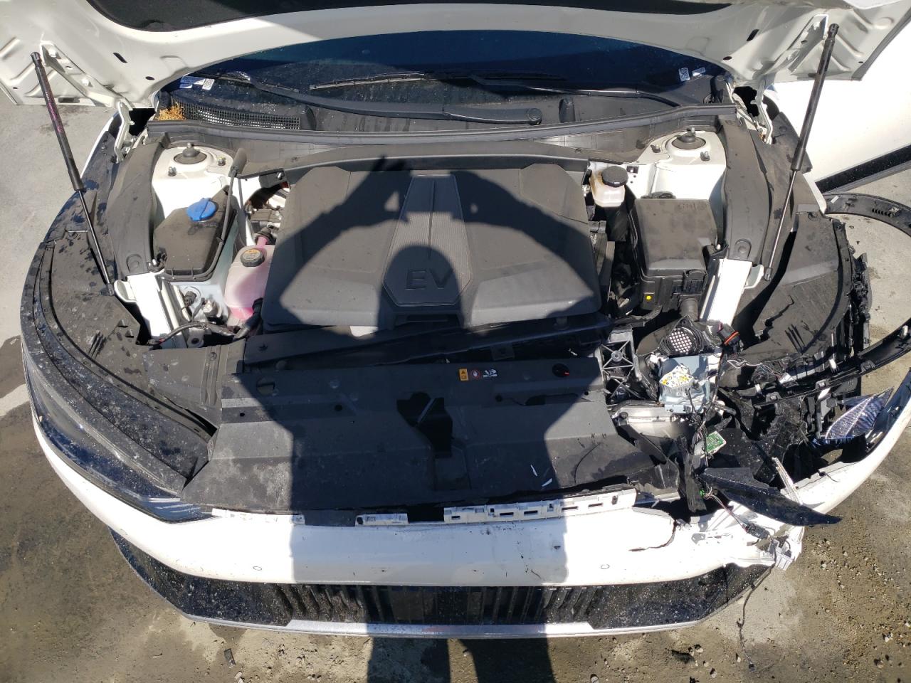 KIA EV6 LIGHT 2024 VIN KNDC34LA1R5211448 zdjęcie 11