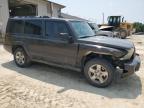 2006 Jeep Commander  zu verkaufen in Columbia, MO - Front End
