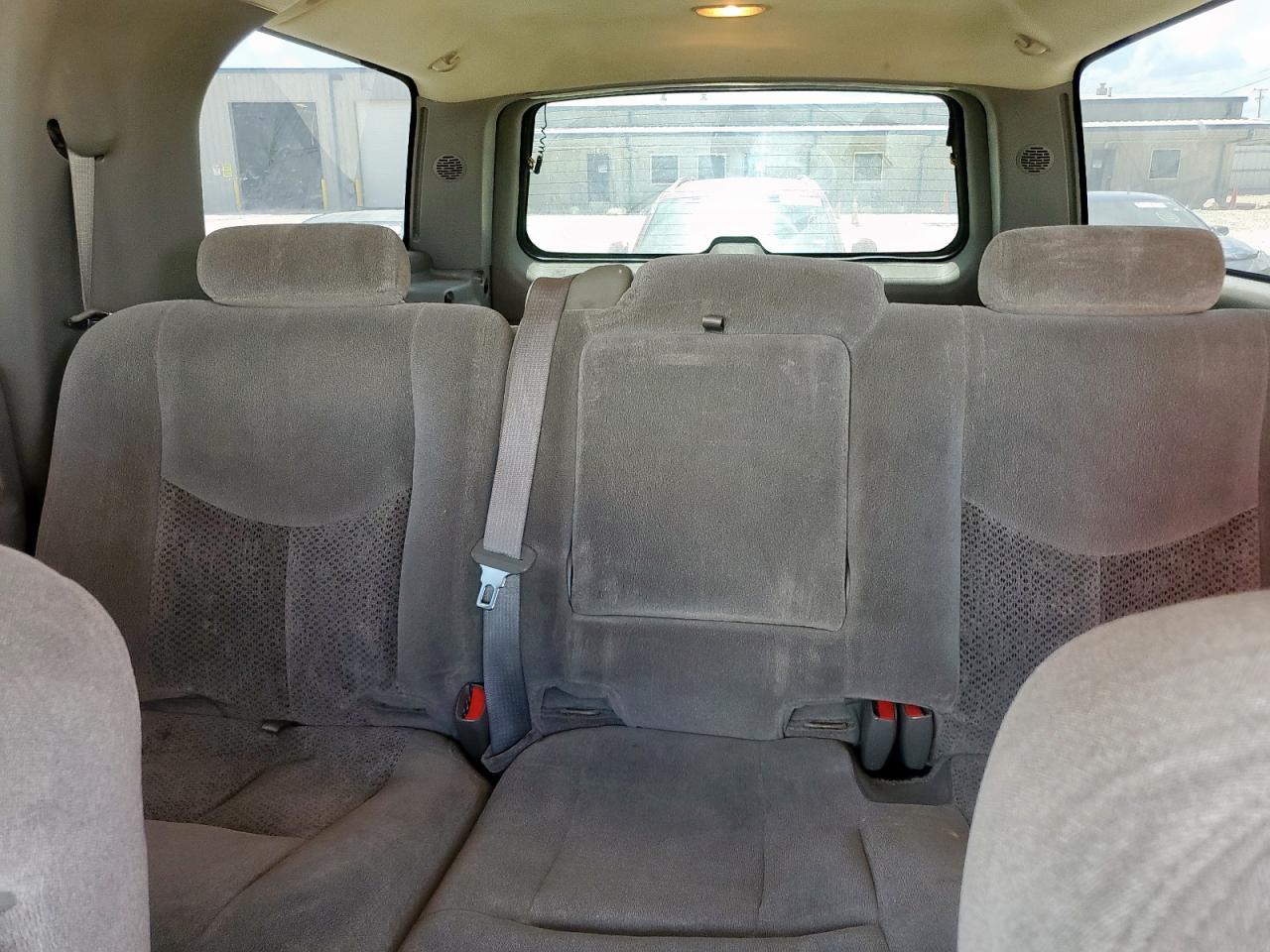 2005 Chevrolet Suburban C1500 VIN: 3GNEC16Z95G257855 Lot: 61812335