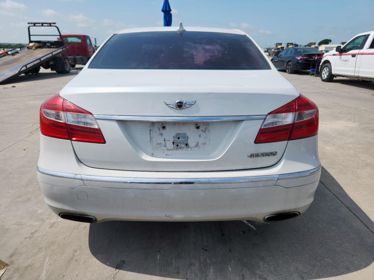 2013 Hyundai Genesis 3.8L VIN: KMHGC4DD9DU235078 Lot: 61439165
