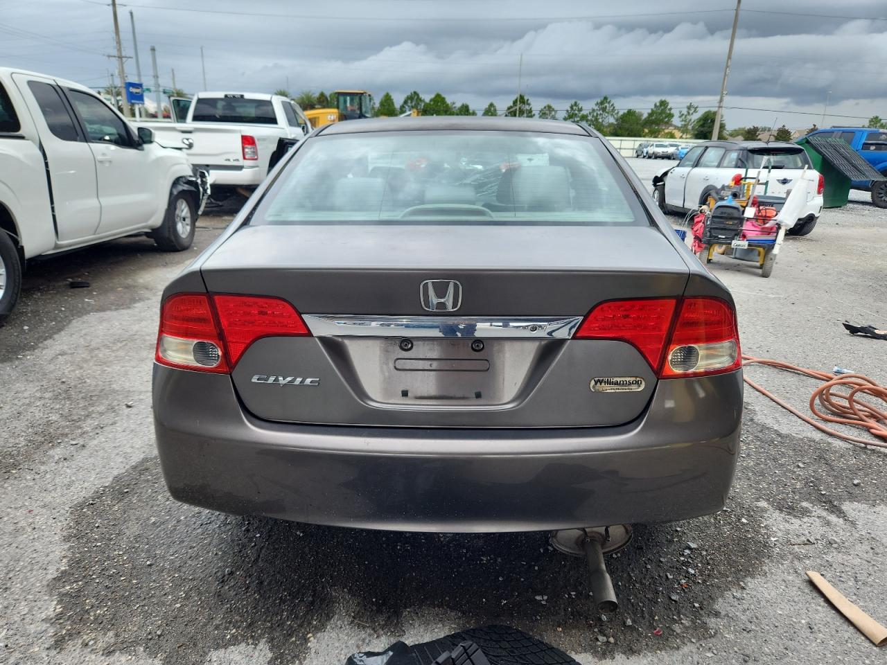 2009 Honda Civic Lx VIN: 19XFA16509E043113 Lot: 62946305