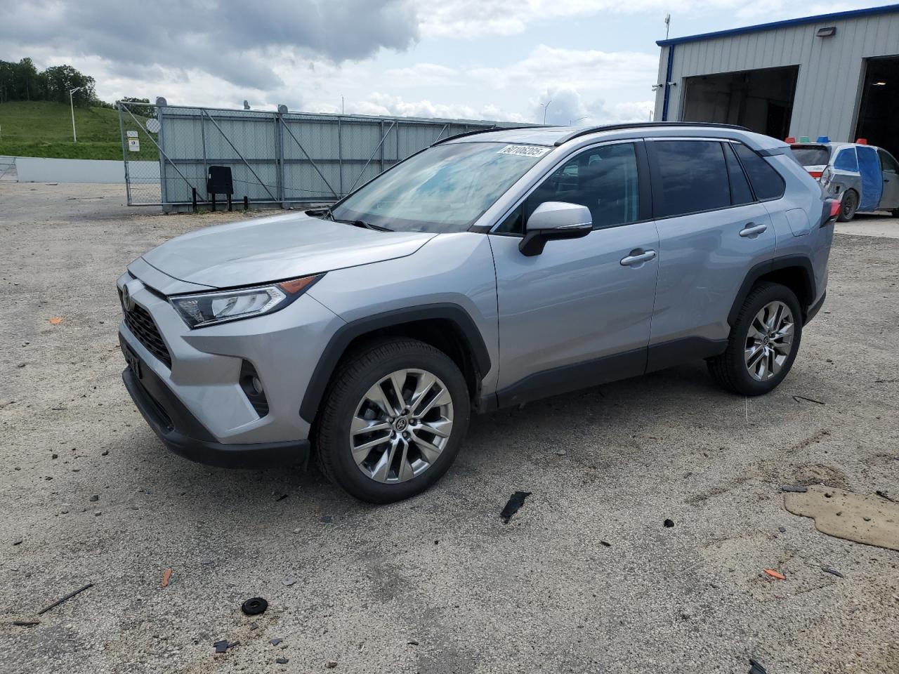 2021 Toyota Rav4 Xle Premium for Sale in Mcfarland, WI - Hail