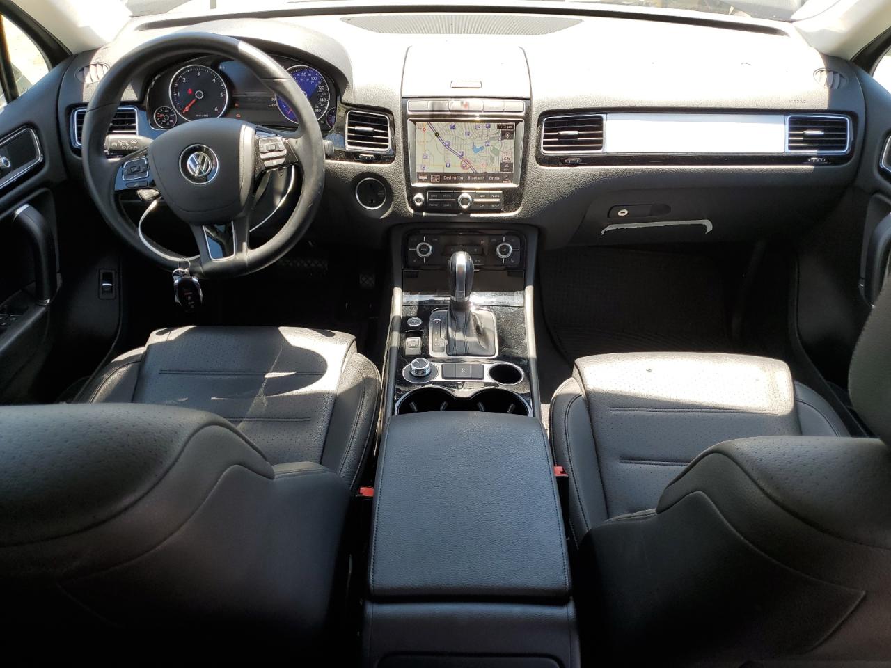 2015 Volkswagen Touareg V6 Tdi VIN: WVGEP9BP0FD007866 Lot: 63127475