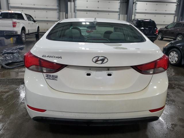  HYUNDAI ELANTRA 2015 Белый