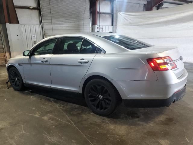  FORD TAURUS 2017 Srebrny