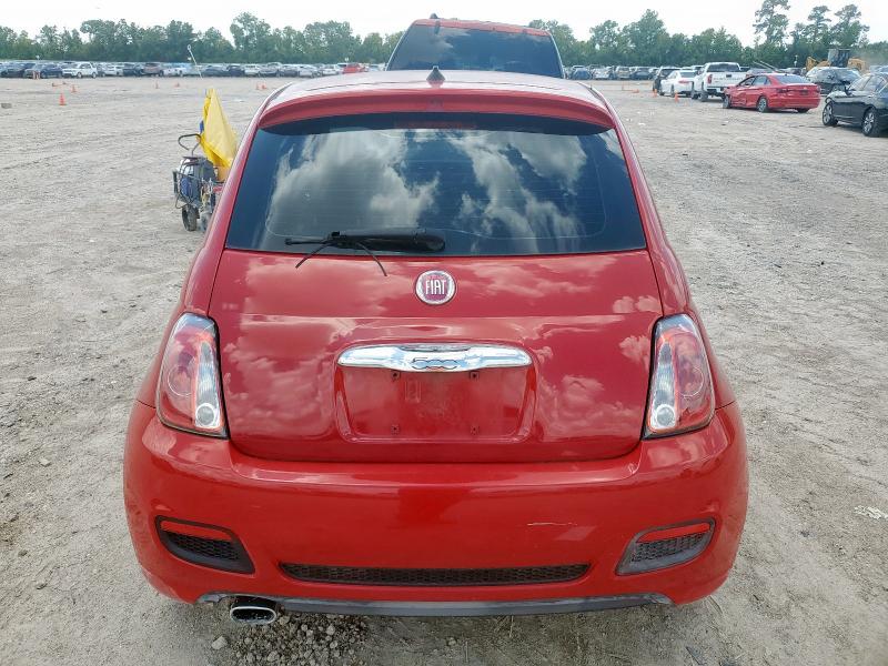 Хетчбеки FIAT 500 2015 Червоний