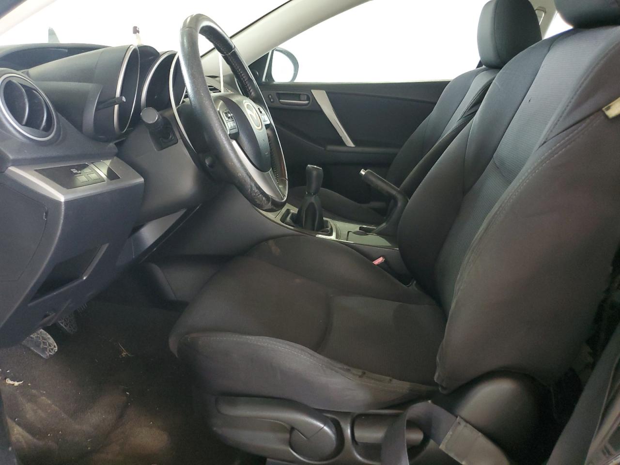 2011 Mazda 3 S VIN: JM1BL1K55B1406044 Lot: 62944315