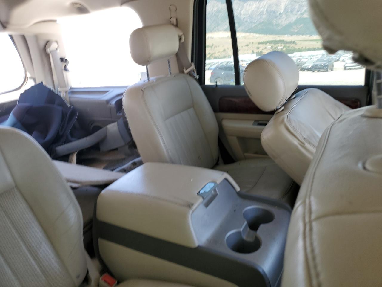 2004 Lincoln Navigator VIN: 5LMFU28R54LJ29068 Lot: 61758635