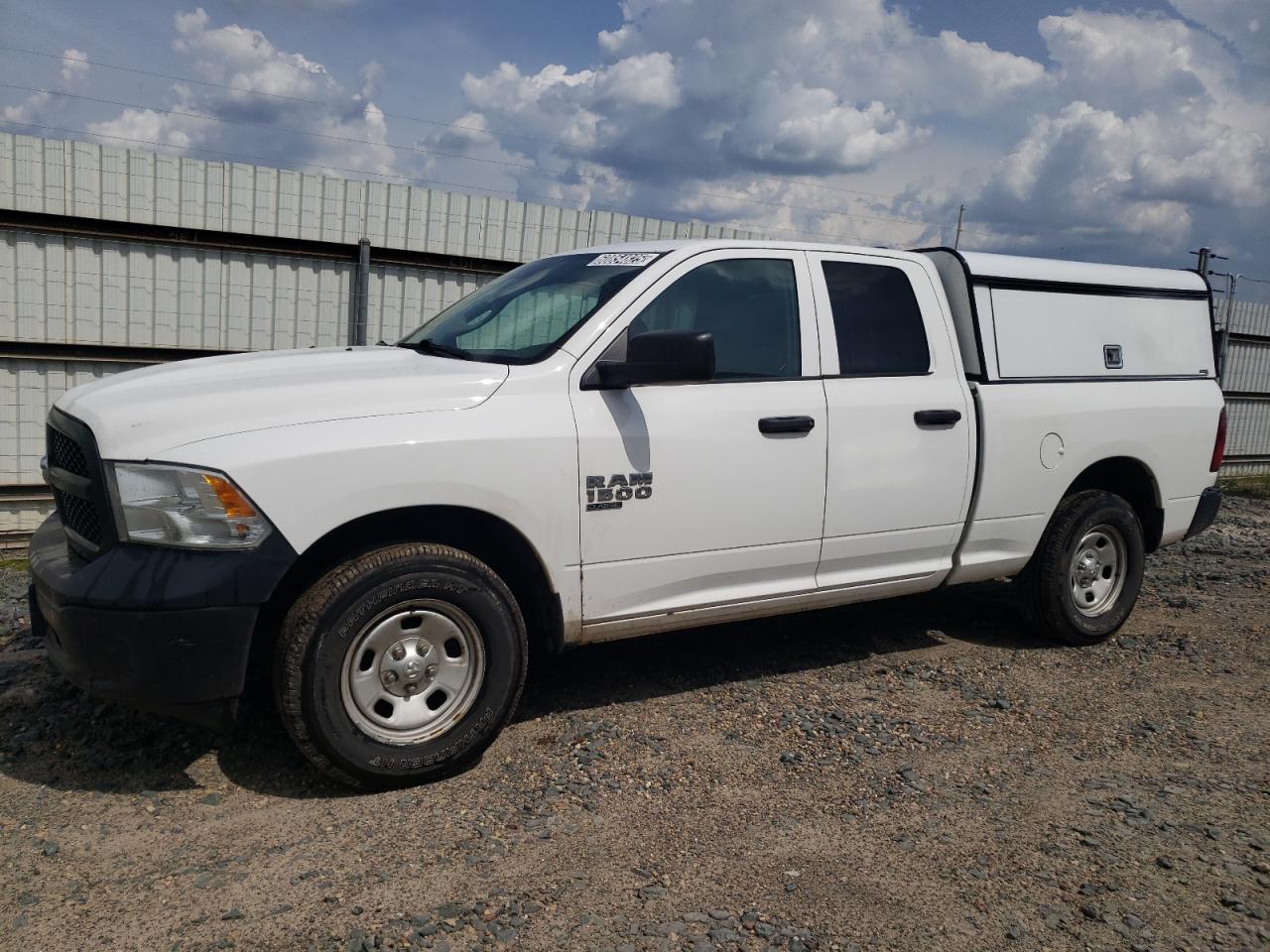 2021 Ram 1500 Classic Tradesman de vânzare în Blaine, MN - Minor Dent/Scratches