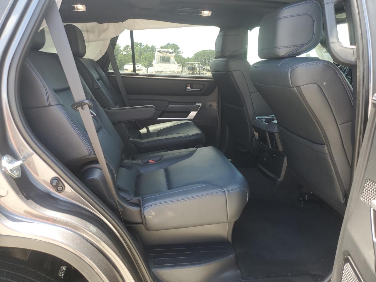 2025 Toyota Sequoia Sr5 VIN: 7SVAAABA9SX061716 Lot: 61672055