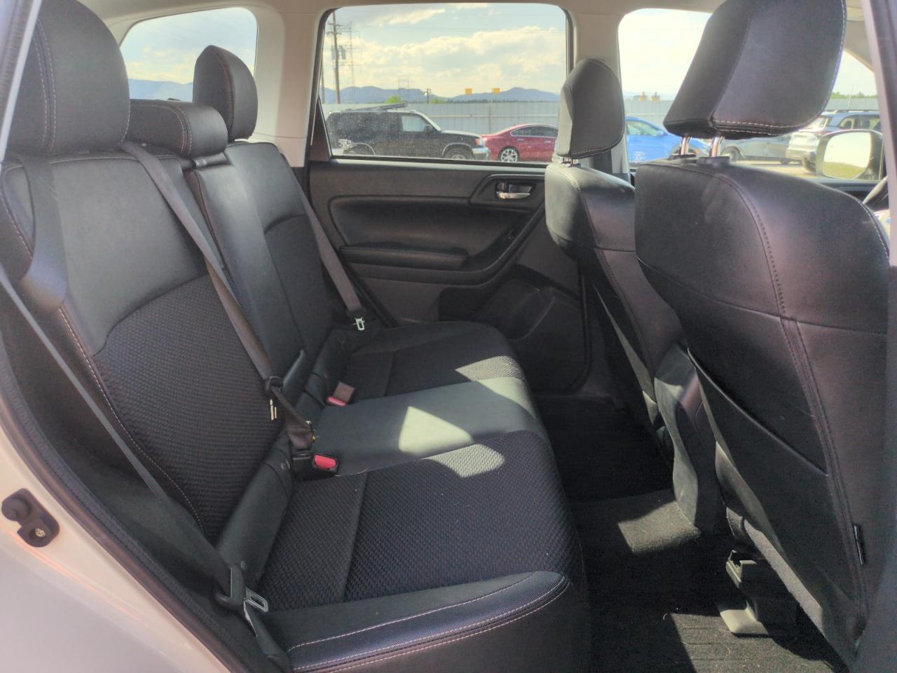 SUBARU FORESTER 2018 VIN JF2SJAGC6JH567054 фото 11