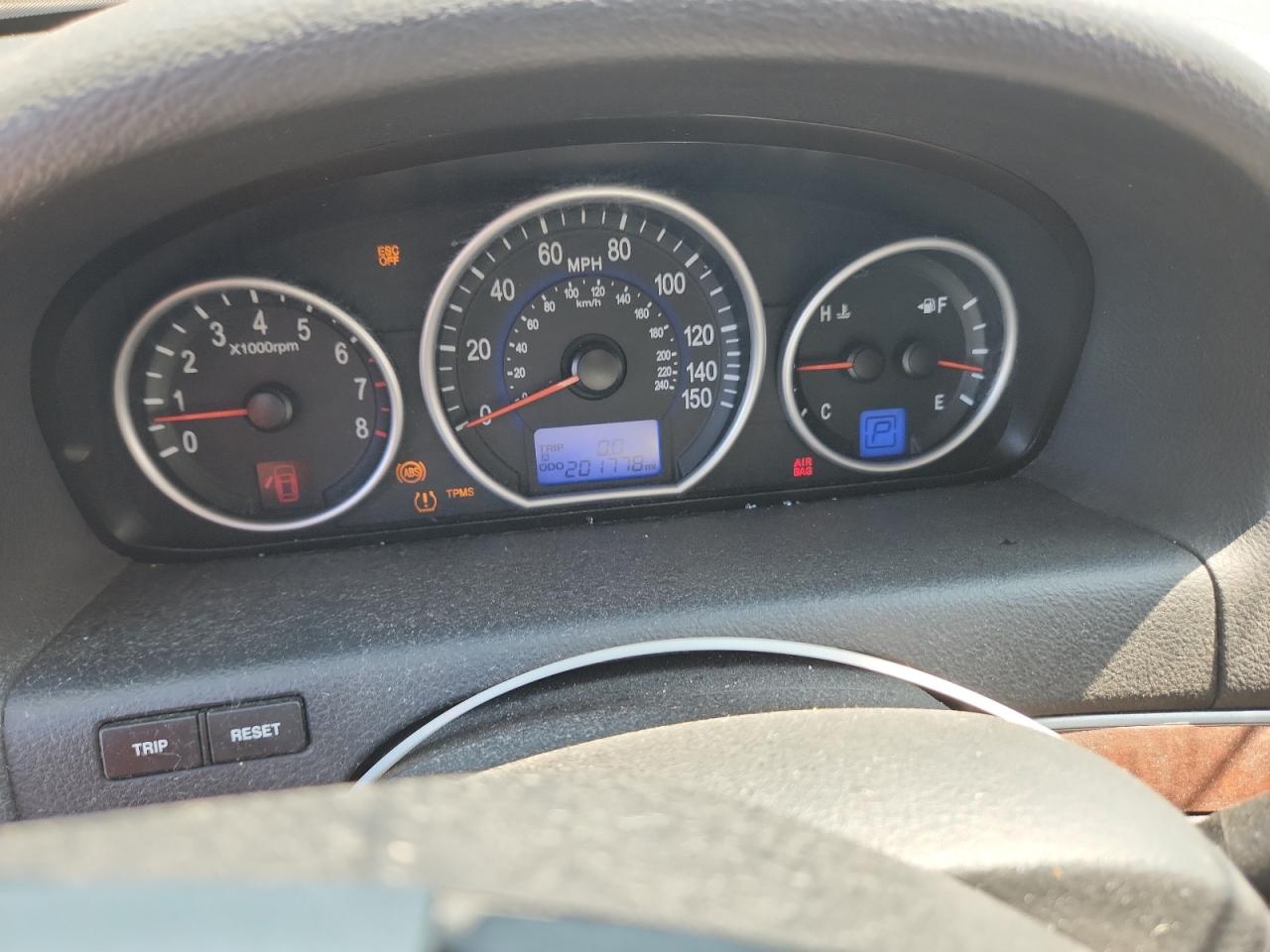 2010 Hyundai Veracruz Gls VIN: KM8NU4CCXAU108946 Lot: 61843385