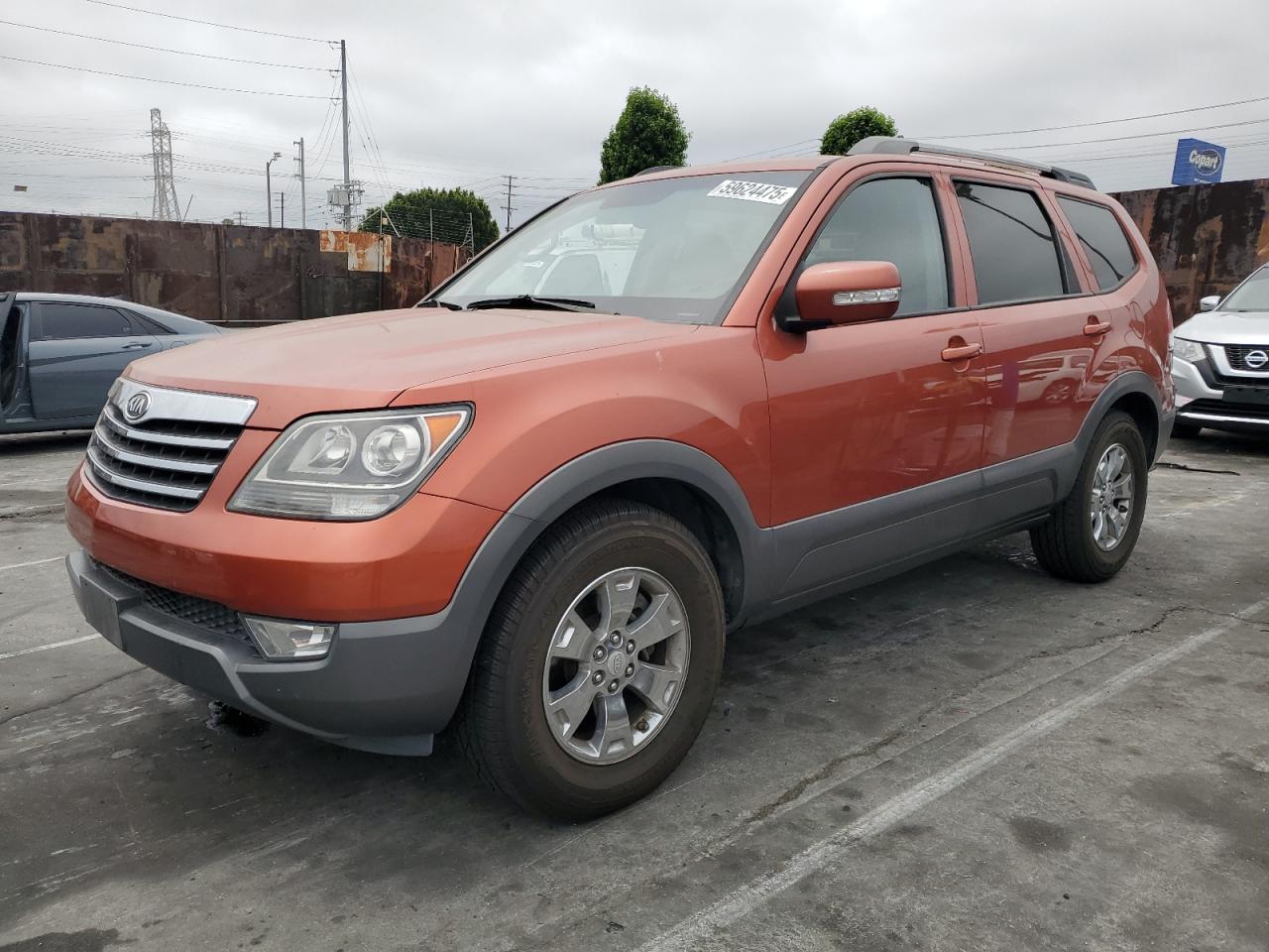 2008 Kia Borrego Lx for Sale in Wilmington, CA - Minor Dent/Scratches