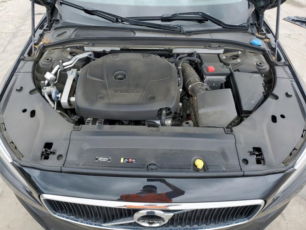 2020 Volvo S90 T6 Momentum VIN: LVYA22MK8LP161867 Lot: 59909335