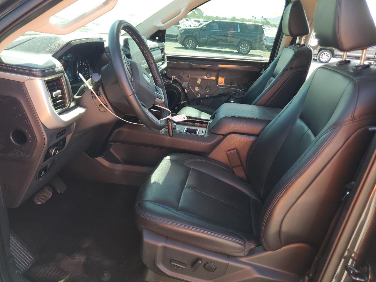 2022 Ford Expedition Xlt VIN: 1FMJU1HT9NEA64525 Lot: 61219075