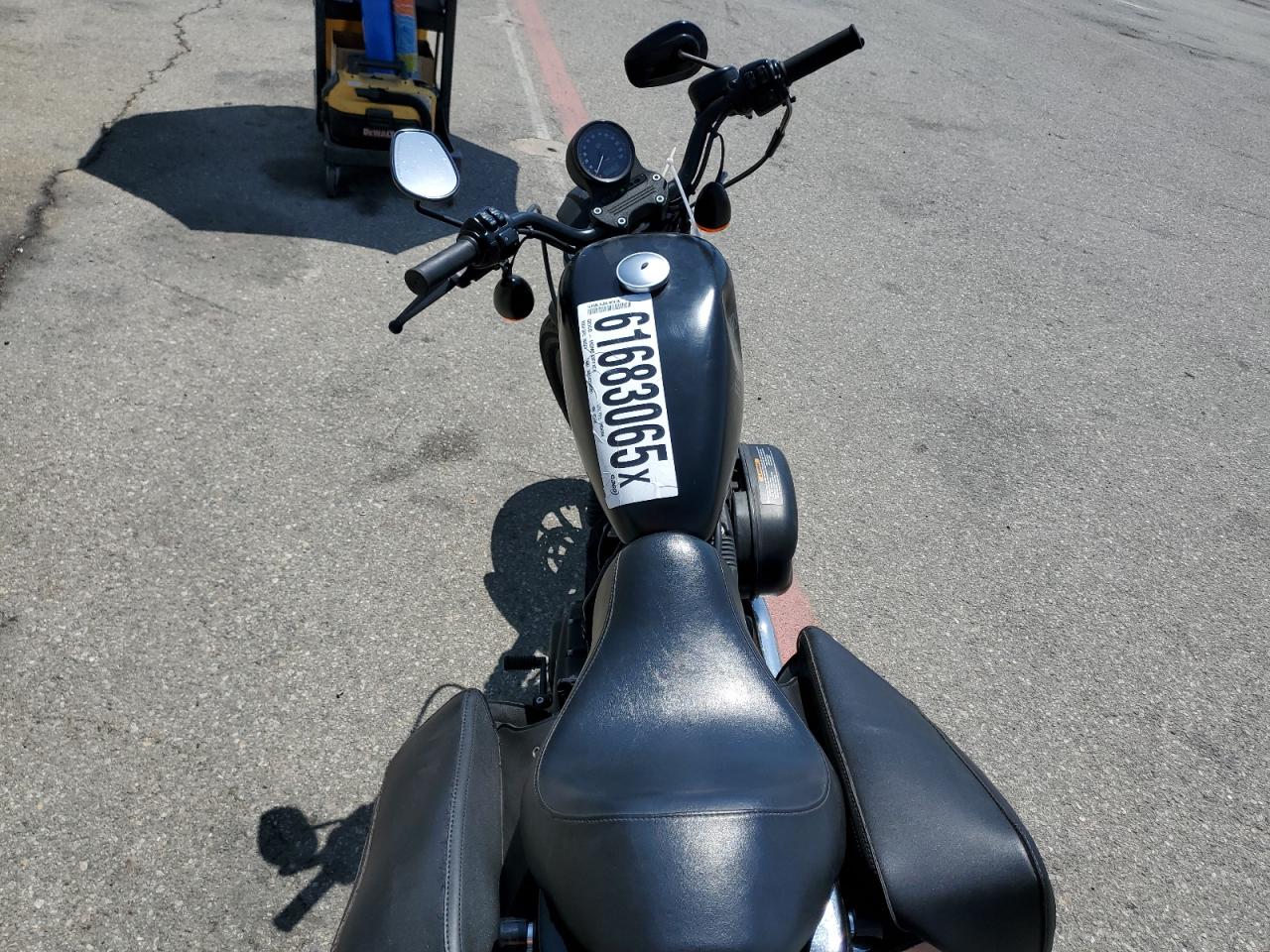 2015 Harley-Davidson Xl883 Iron 883 VIN: 1HD4LE23XFC426765 Lot: 61683065
