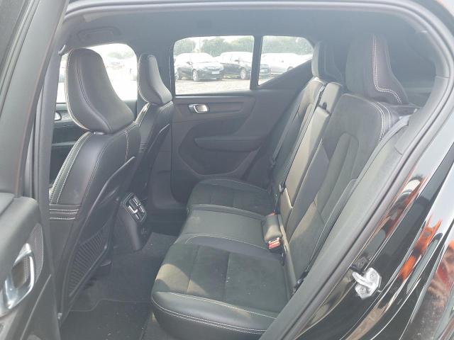 2021 VOLVO XC40 R-DESIGN T4 RECHARGE 