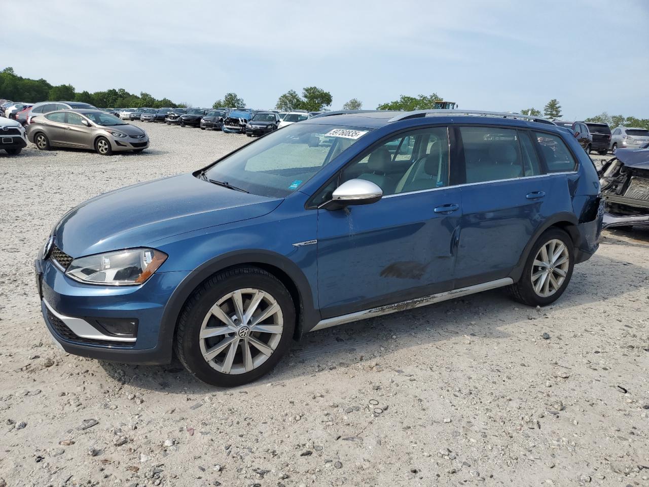 2017 Volkswagen Golf Alltrack S na sprzedaż w West Warren, MA - Rear End