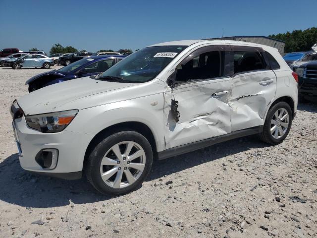 Parquets MITSUBISHI OUTLANDER 2015 Biały