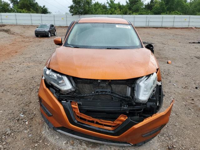  NISSAN ROGUE 2017 Оранжевий