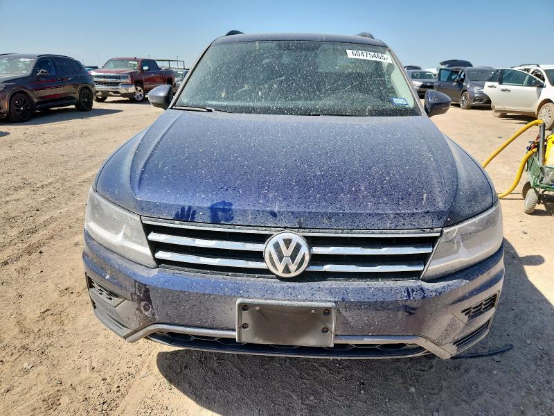  VOLKSWAGEN TIGUAN 2021 Синий