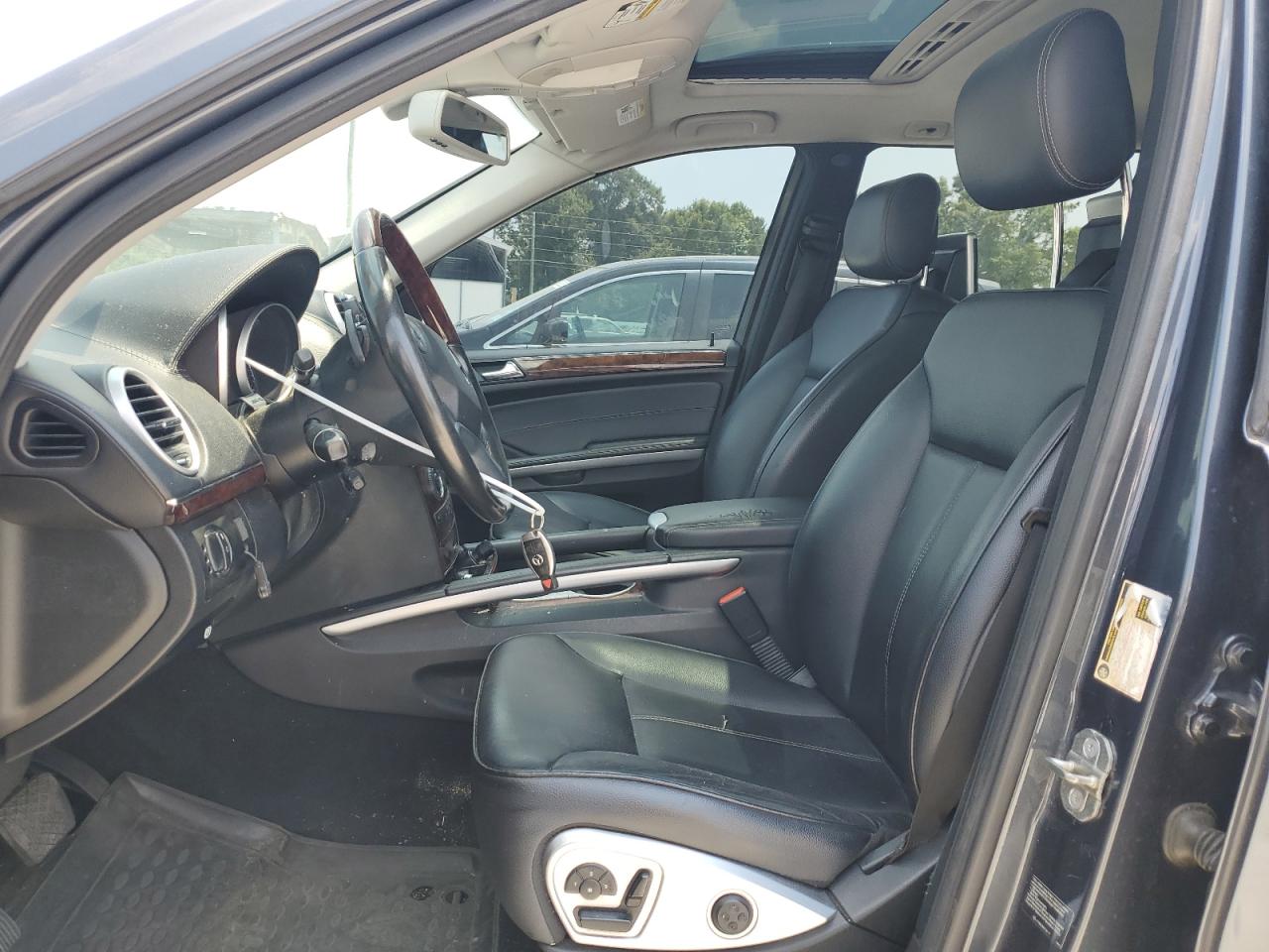 2010 Mercedes-Benz Gl 450 4Matic VIN: 4JGBF7BE9AA557361 Lot: 59412385