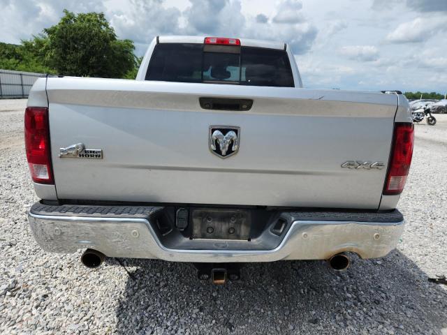 Pickups RAM 1500 2016 Silver