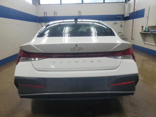  HYUNDAI ELANTRA 2024 White