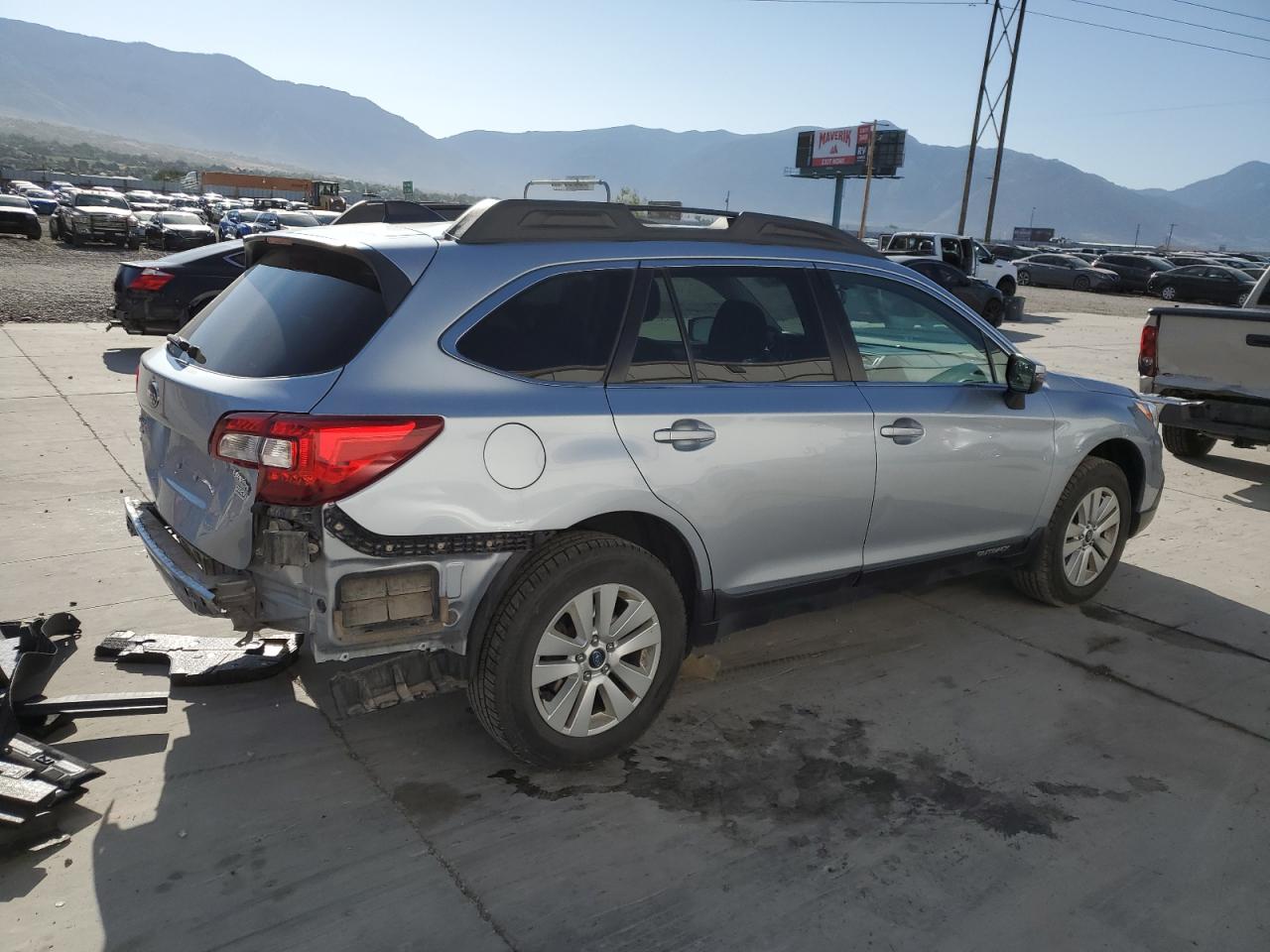 SUBARU OUTBACK 2016 VIN 4S4BSAFC4G3270136 photo 3
