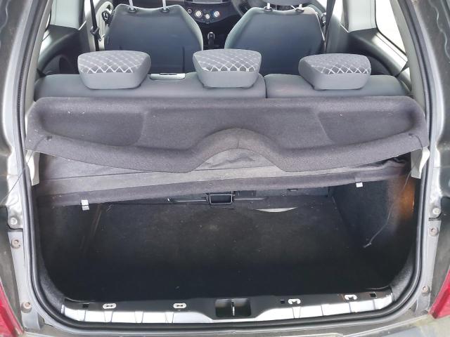 2006 NISSAN MICRA SE