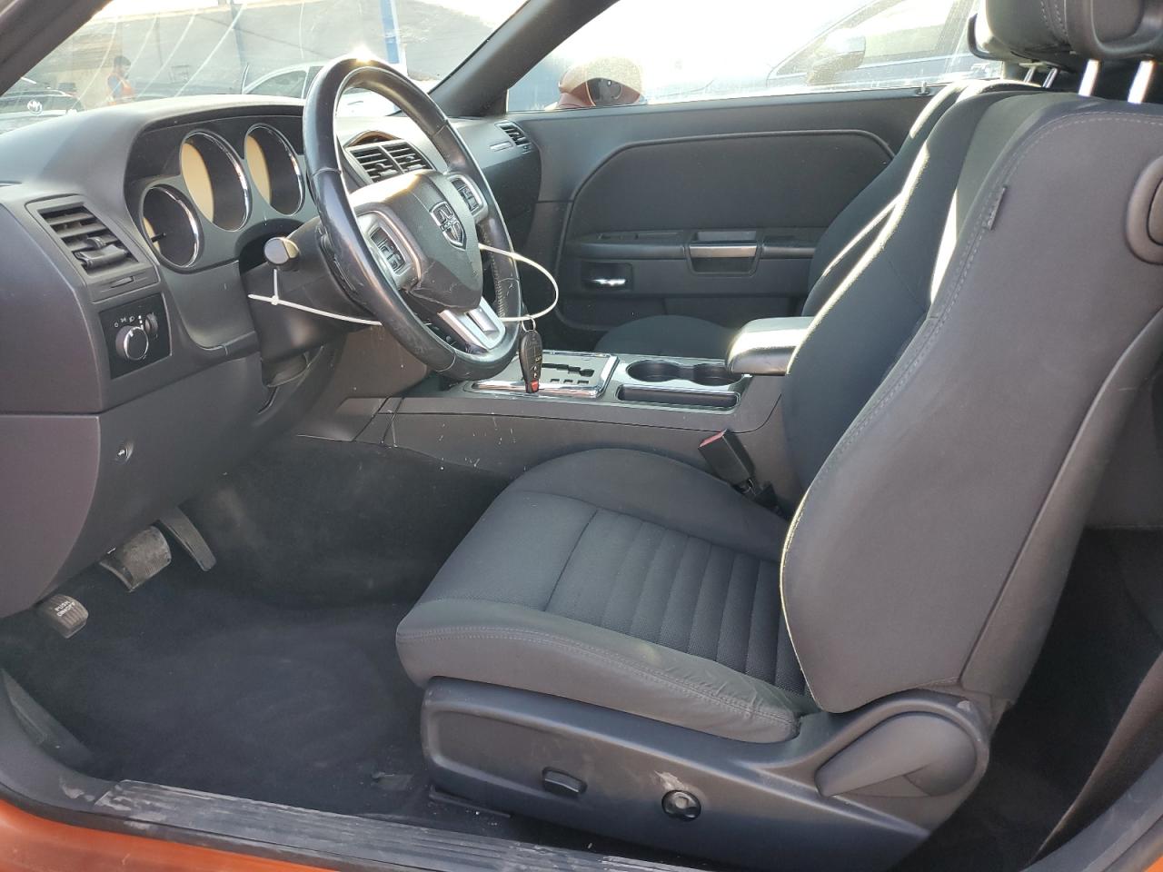2011 Dodge Challenger VIN: 2B3CJ4DG8BH586102 Lot: 62752865