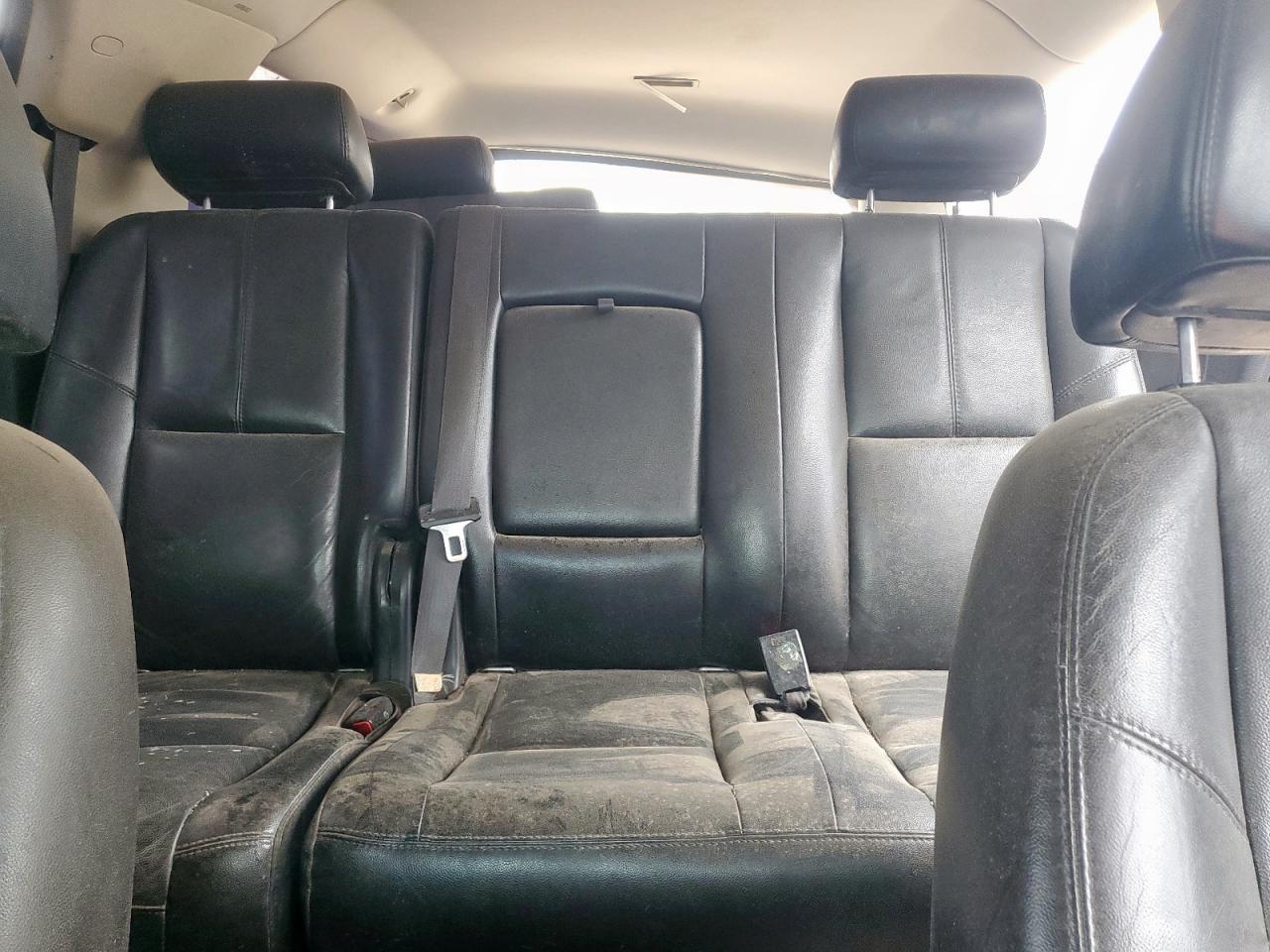 2007 Chevrolet Suburban C1500 VIN: 1GNFC160X7R261695 Lot: 62541455