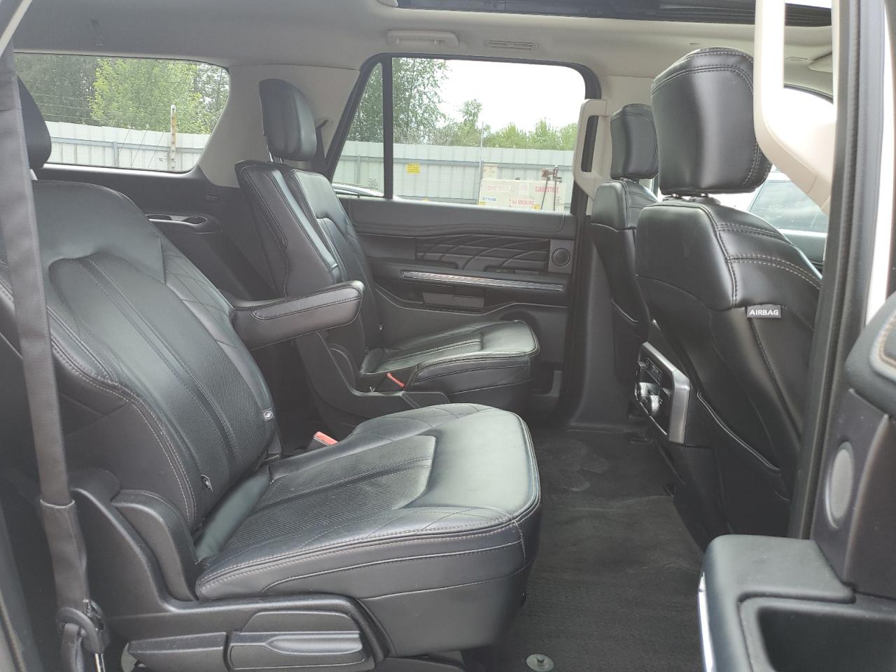 2019 Ford Expedition Max Platinum VIN: 1FMJK1MT6KEA31070 Lot: 62601175
