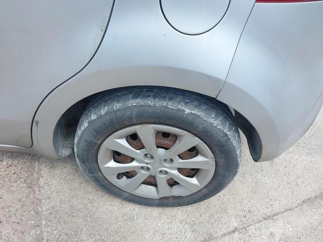 2014 KIA RIO 1