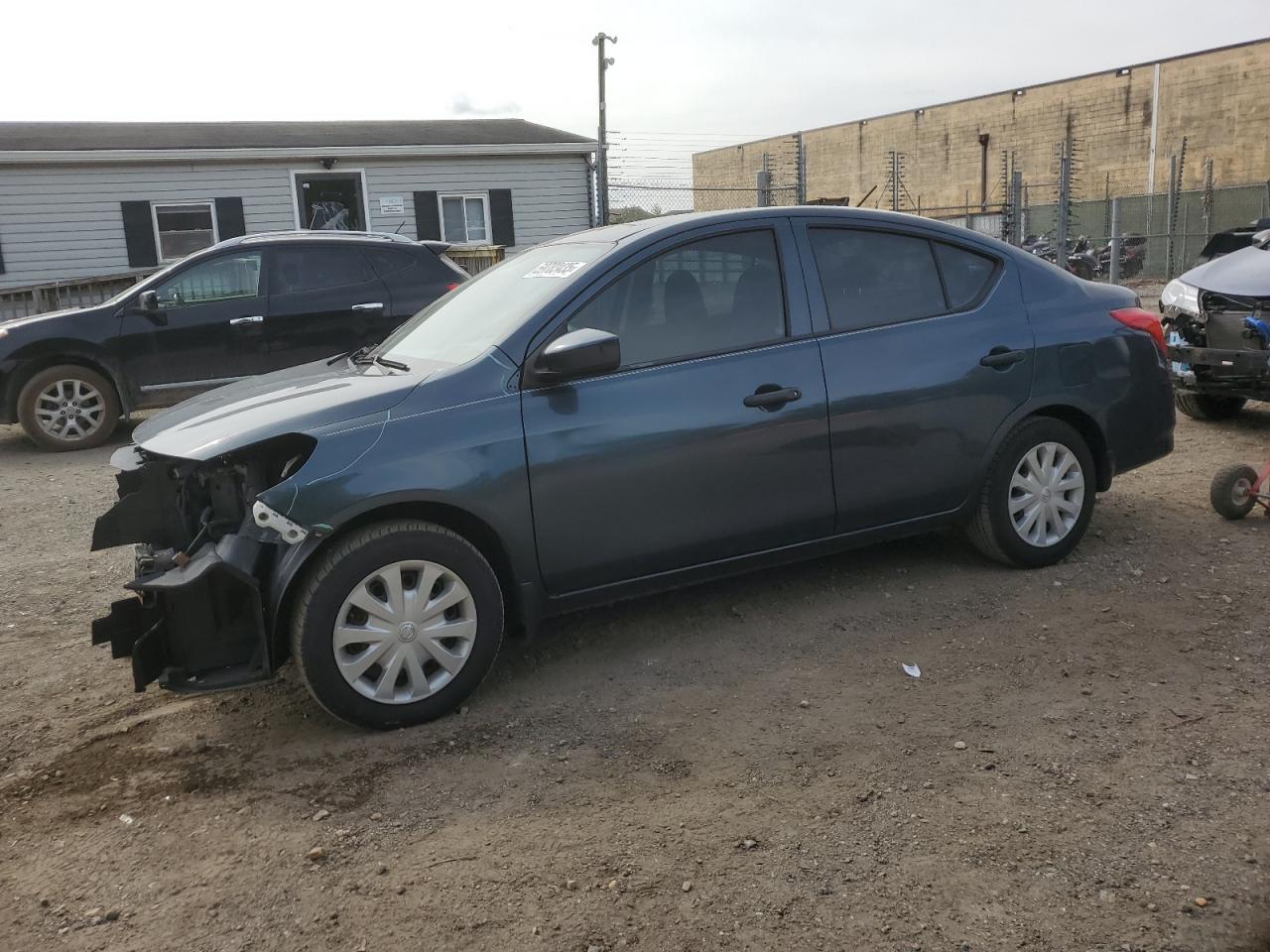 2017 Nissan Versa S продається в Laurel, MD - Front End