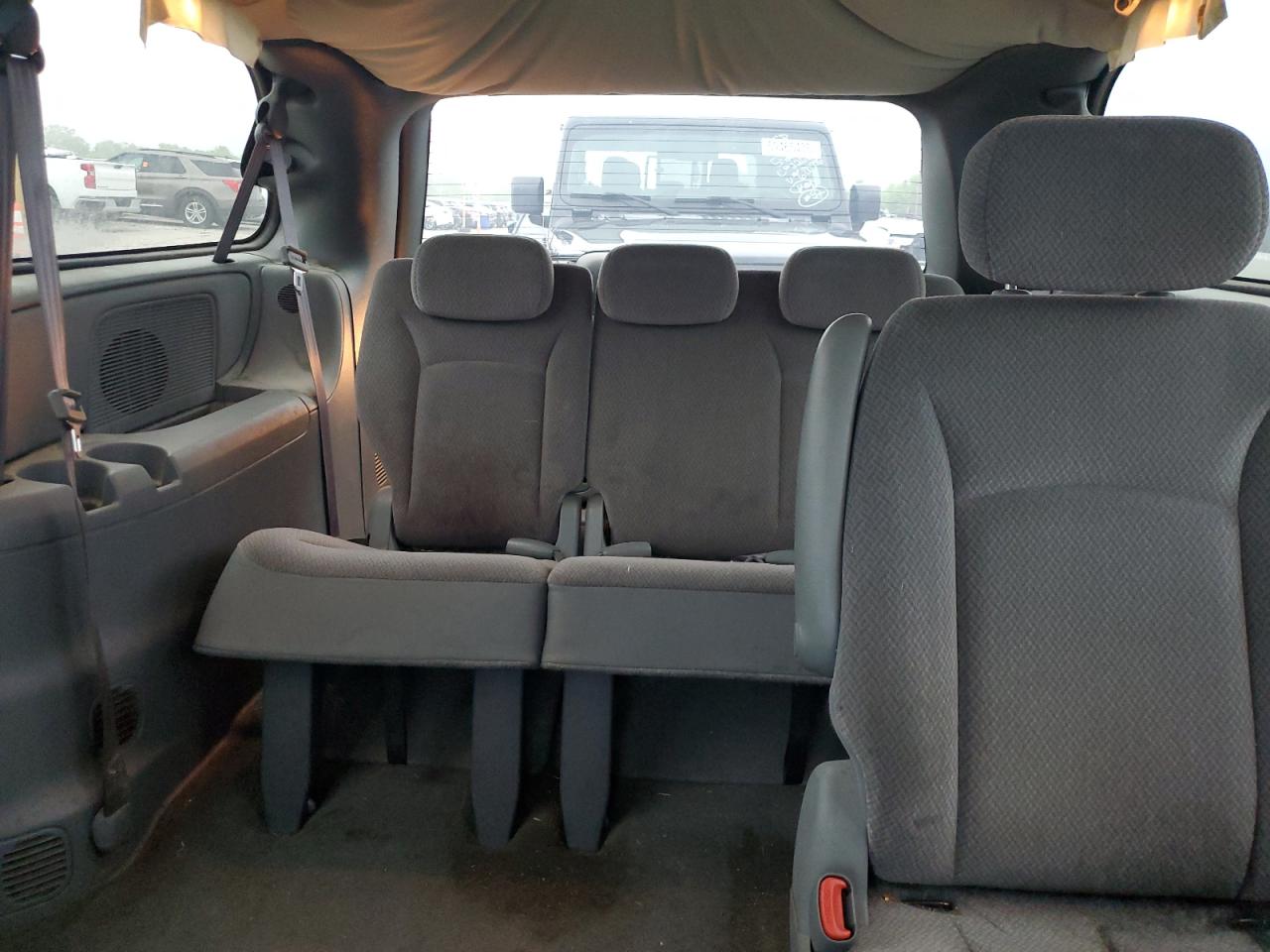 2005 Chrysler Town & Country Touring VIN: 2C4GP54L95R130562 Lot: 59213645