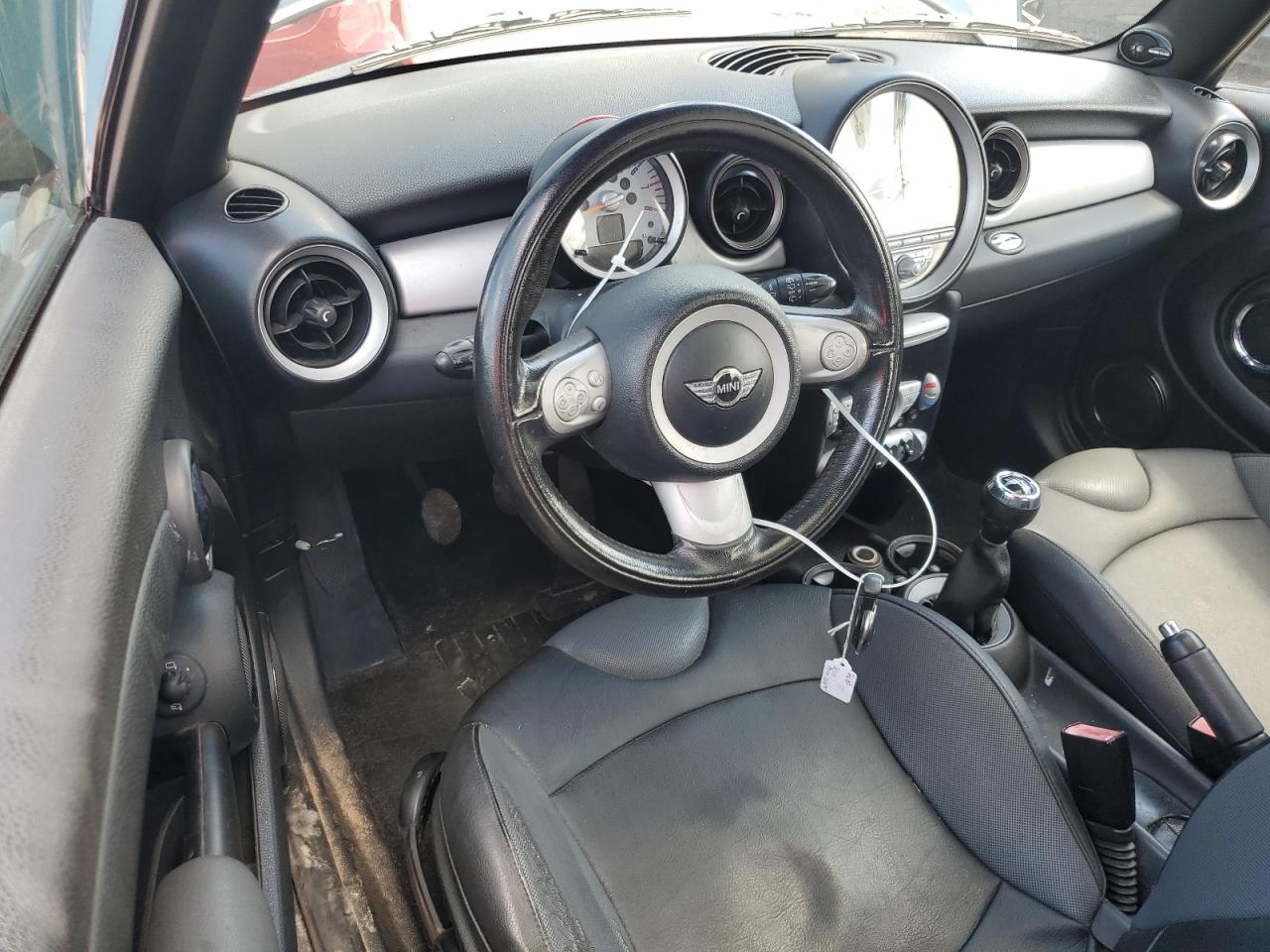 2010 Mini Cooper VIN: WMWMF3C5XATU77721 Lot: 62646495