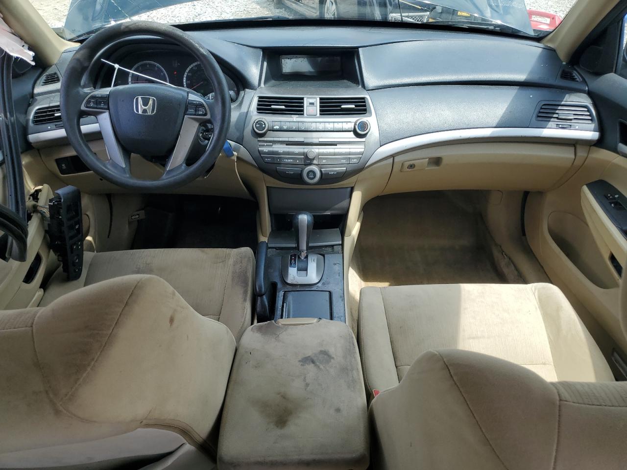 2011 Honda Accord Lx VIN: 1HGCP2F31BA070529 Lot: 62724165