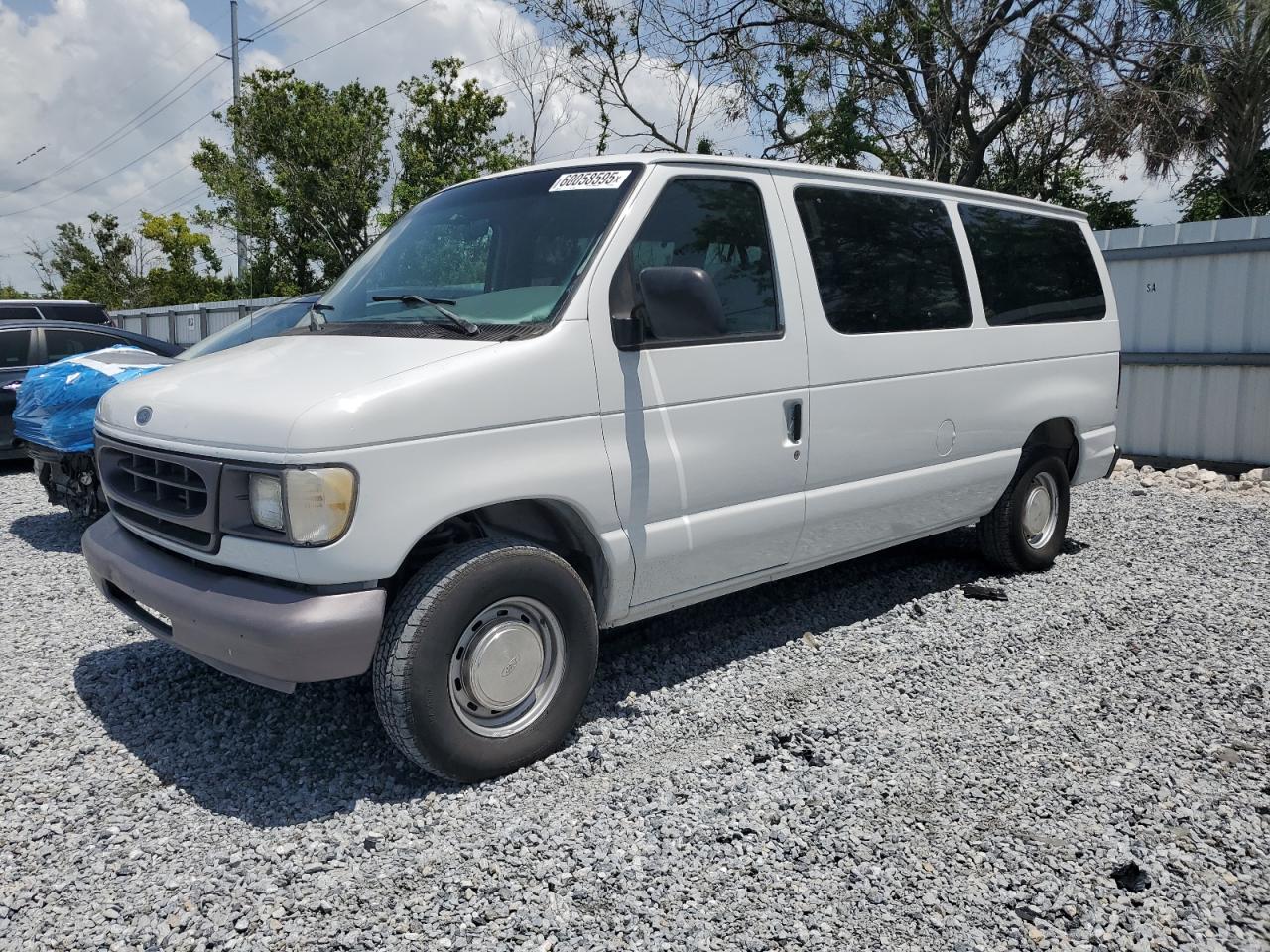 1998 Ford Econoline E150 en Venta en Riverview, FL - Normal Wear