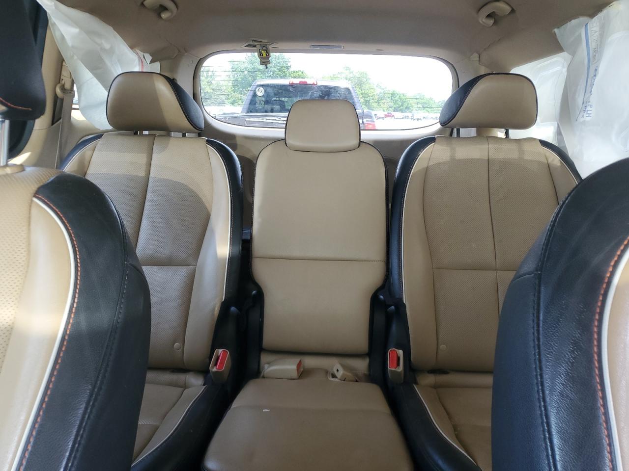 2017 Kia Sedona Lx VIN: KNDMB5C11H6327657 Lot: 61920045