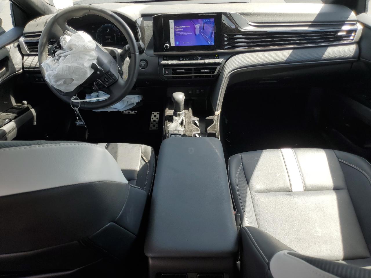 2025 Toyota Camry Xse VIN: 4T1DAACK8SU033241 Lot: 62189275