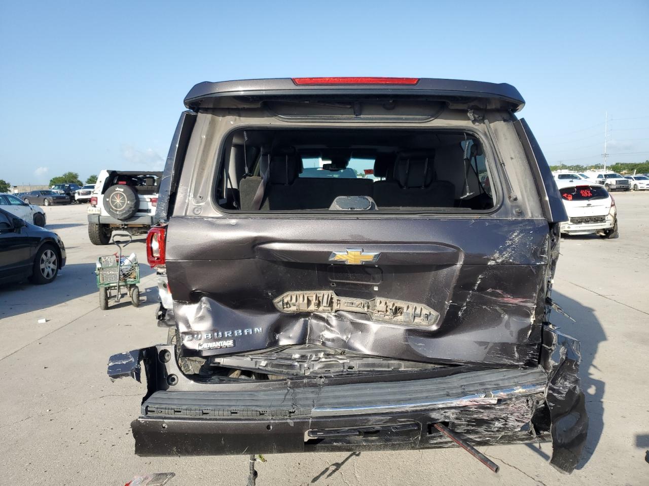 2015 Chevrolet Suburban C1500 Ltz VIN: 1GNSCKKC4FR554396 Lot: 53851515