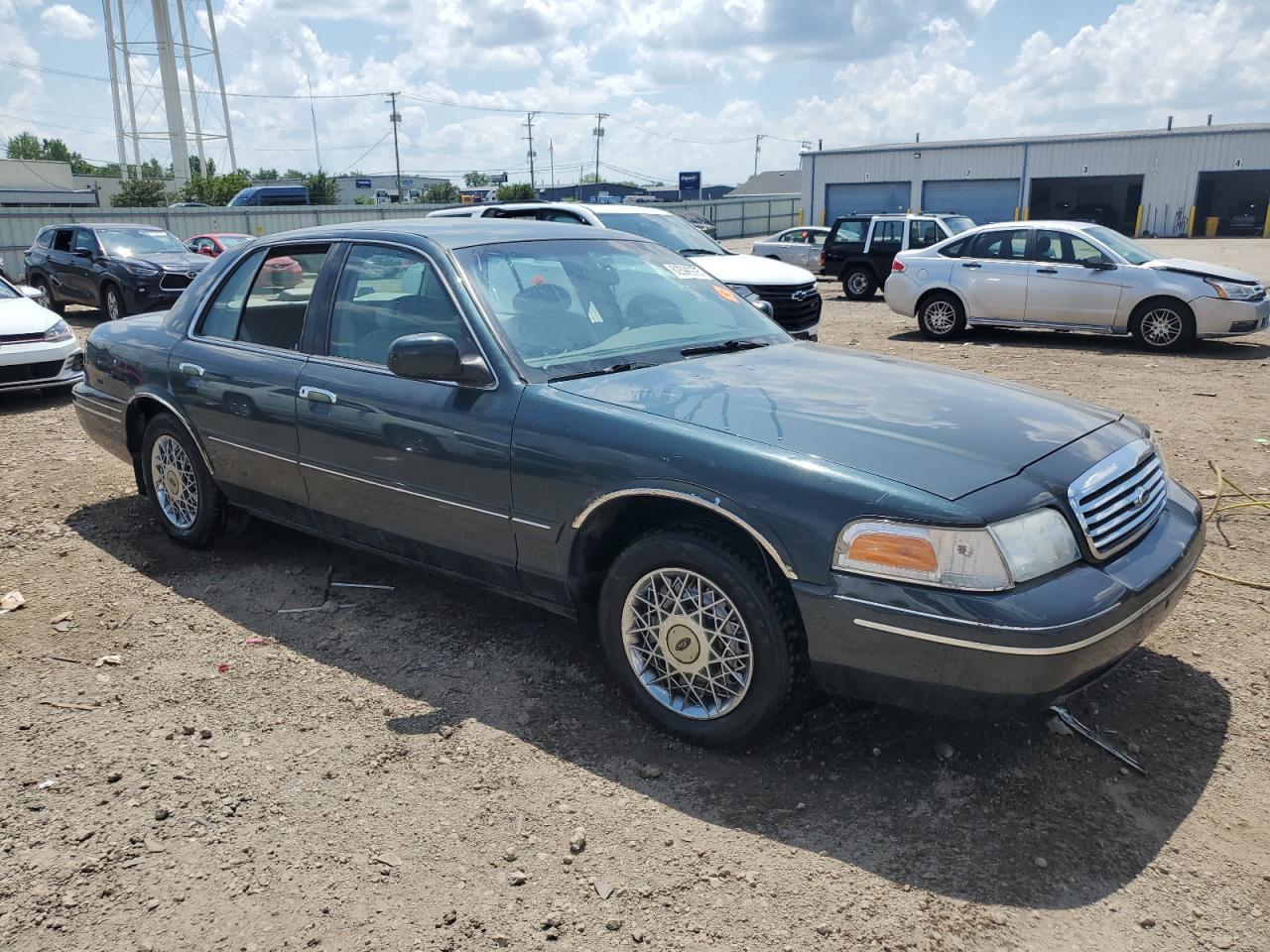 FORD CROWN VIC 1998 VIN 2FAFP73W5WX175634 zdjęcie 4