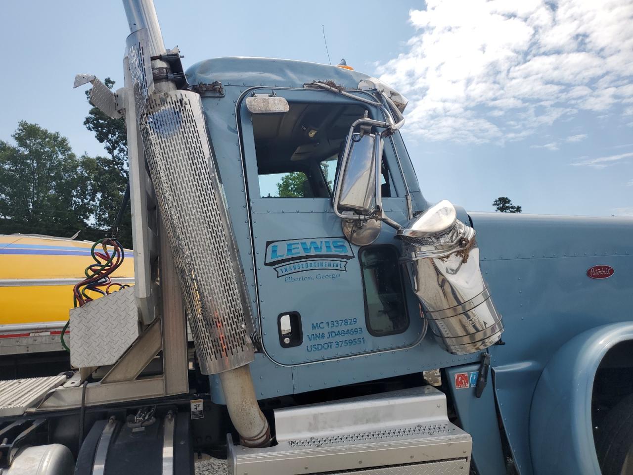 PETERBILT ALL MODELS 2018 VIN 1XPXD49X4JD484693 фото 9