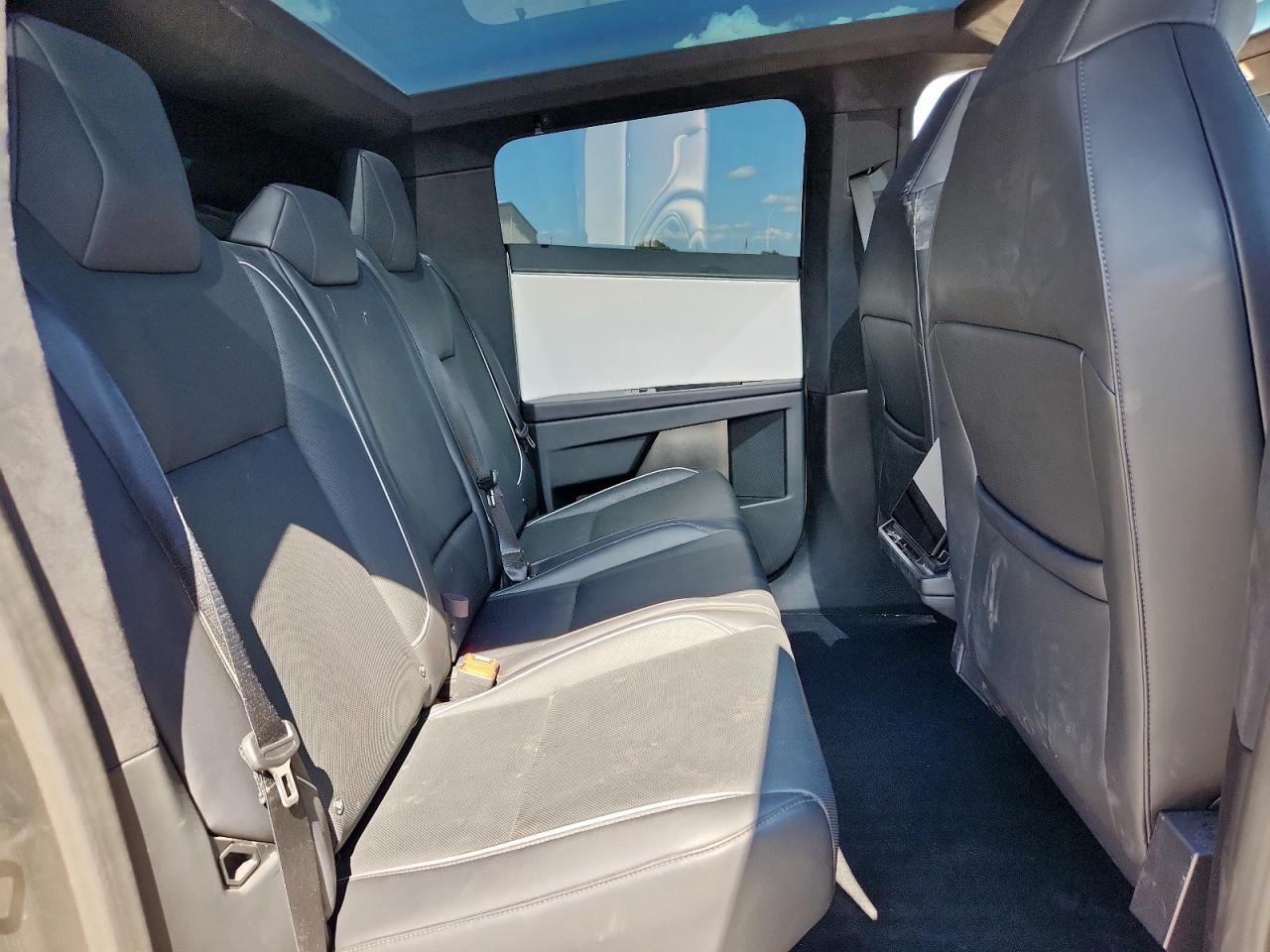 2024 Tesla Cybertruck VIN: 7G2CEHED2RA006559 Lot: 60214015