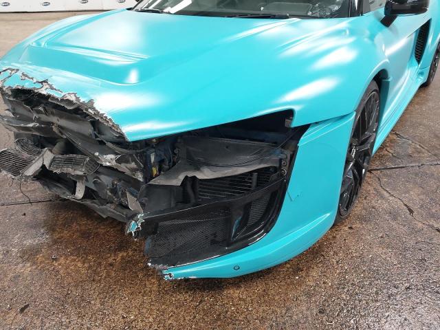 2010 AUDI R8 SPYDER